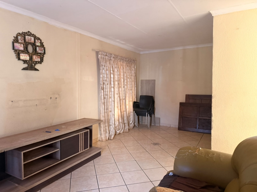 3 Bedroom Property for Sale in Tlhabane West North West